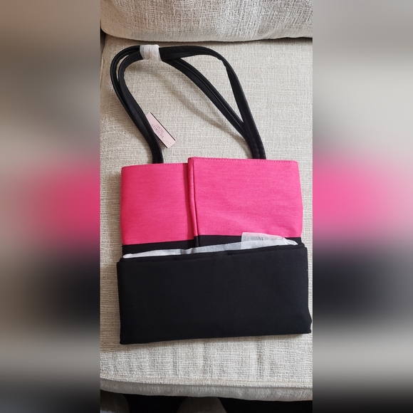 Victoria Secret Pink/Black Tote New with Tags 🥳 - Picture 16 of 16